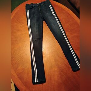 Women's Black Jeans / White Stripes Size: 4R (1033)